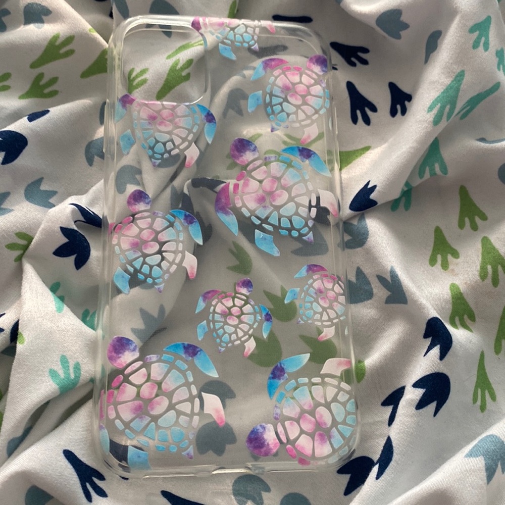 Colorful turtles iPhone 11/XR case